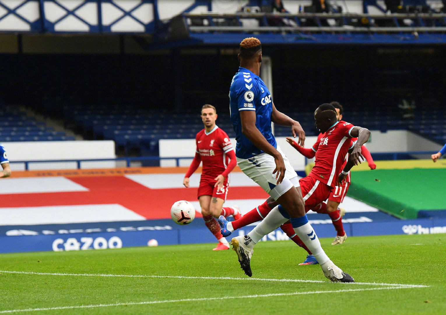 公牛则以坚 公牛则以坚